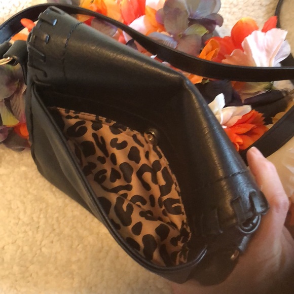 Jessica Simpson crossbody leather bag 10x7” - Picture 6 of 8